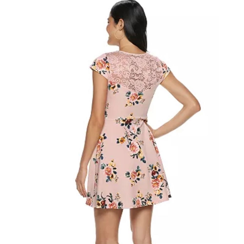 THREE PINK HEARTS | LACE BACK SKATER MINI‎ DRESS PINK FLORAL L - Picture 2 of 9
